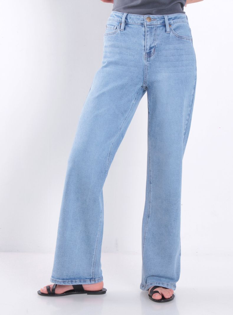 Jeans Recto Tiro Medio Pretina de 1 Botón