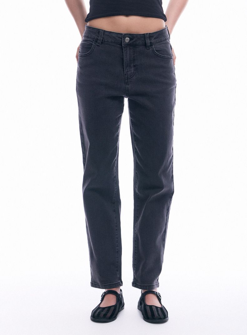 OPPOSITE JEANS MOM TIRO ALTO TELA CON SPANDEX