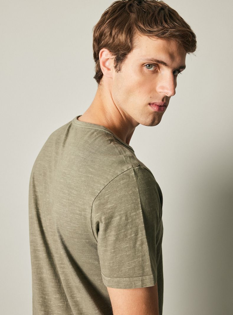 Polera Básica Barrida Garment-3