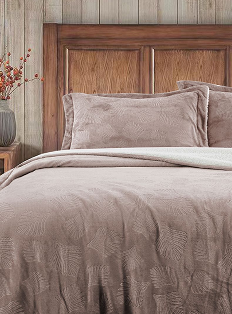 Cobertor Embossed Plum King-1