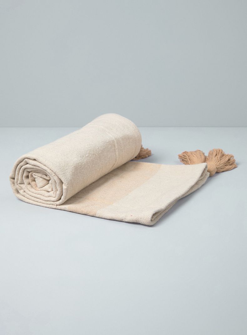 Chal Basic Pompón 130x160 cm-1
