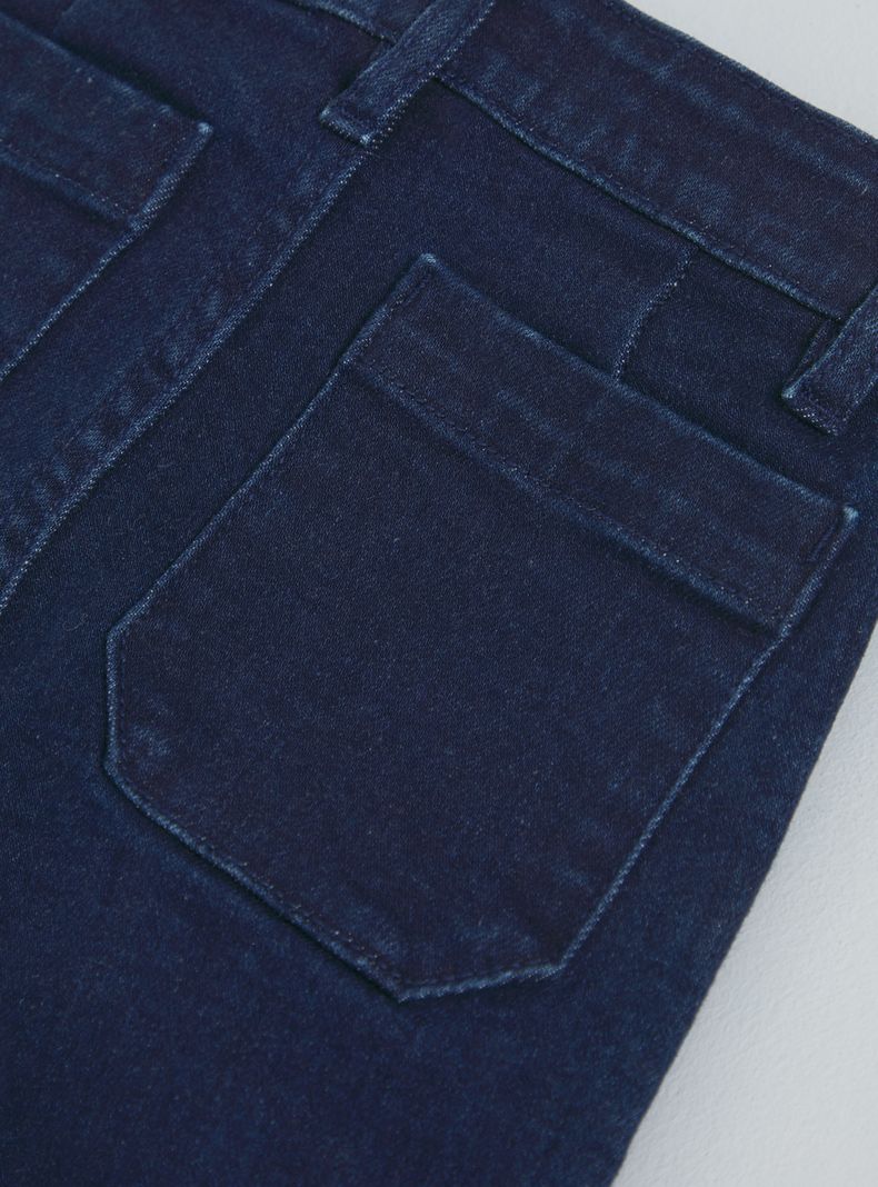 Pantalón Bolsillos Frontales-2
