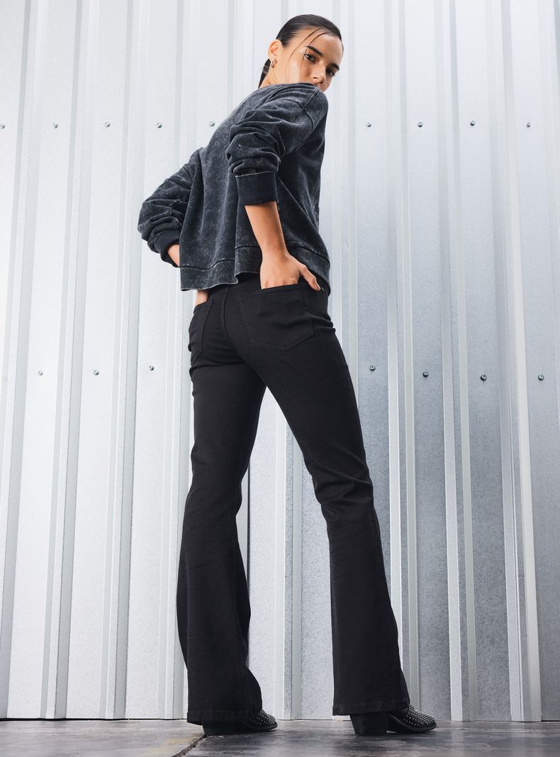 Jeans Básico 5 Bolsillos Flare-5