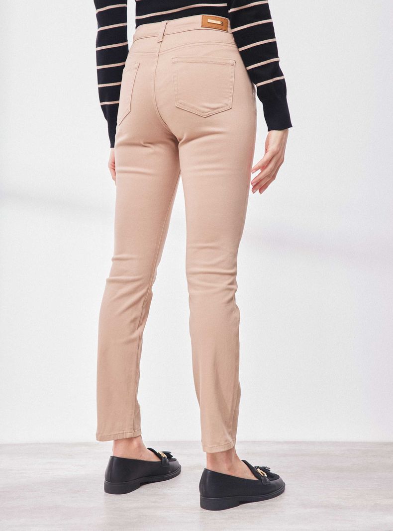 Pantalón Cinco Bolsillos Básico Color-1