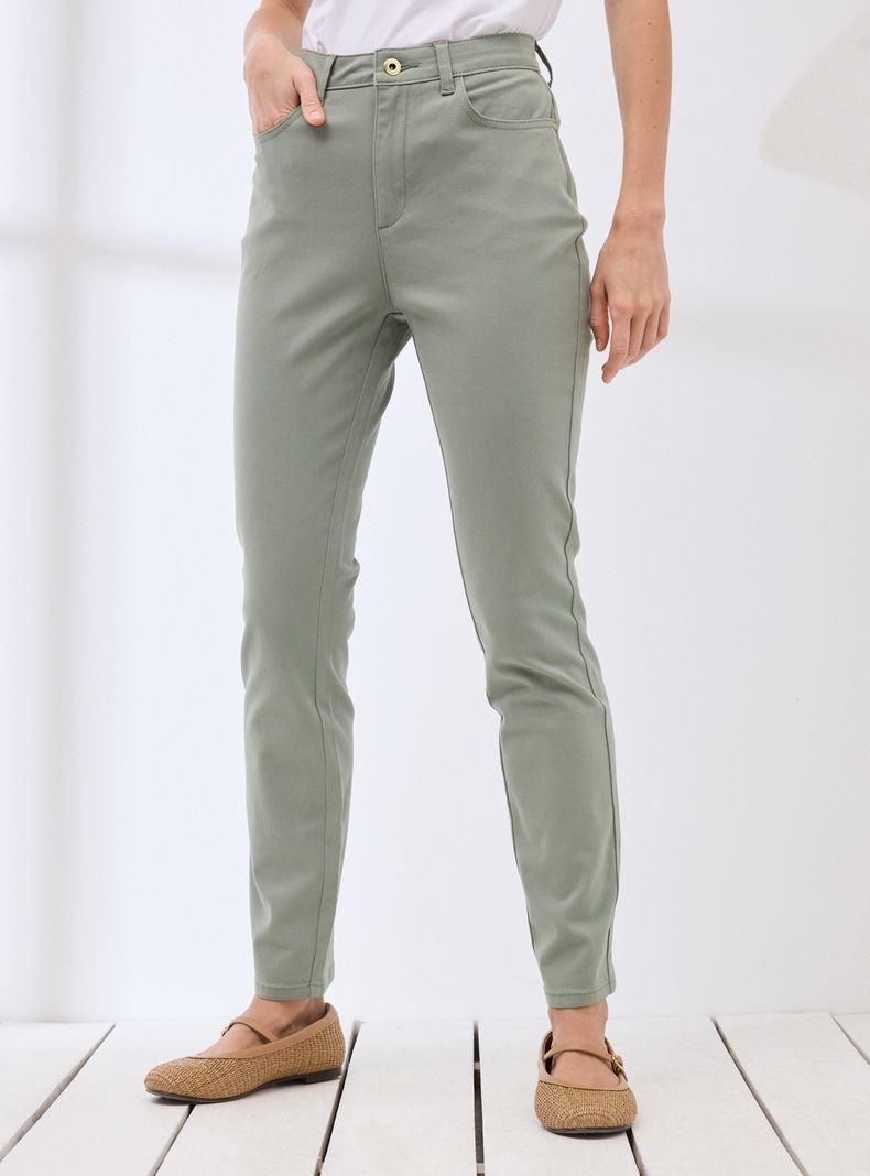 Pantalón Color Básico