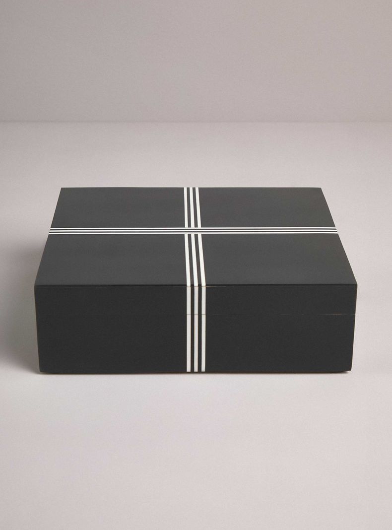 Caja Terra Negro 23x25 cm-0