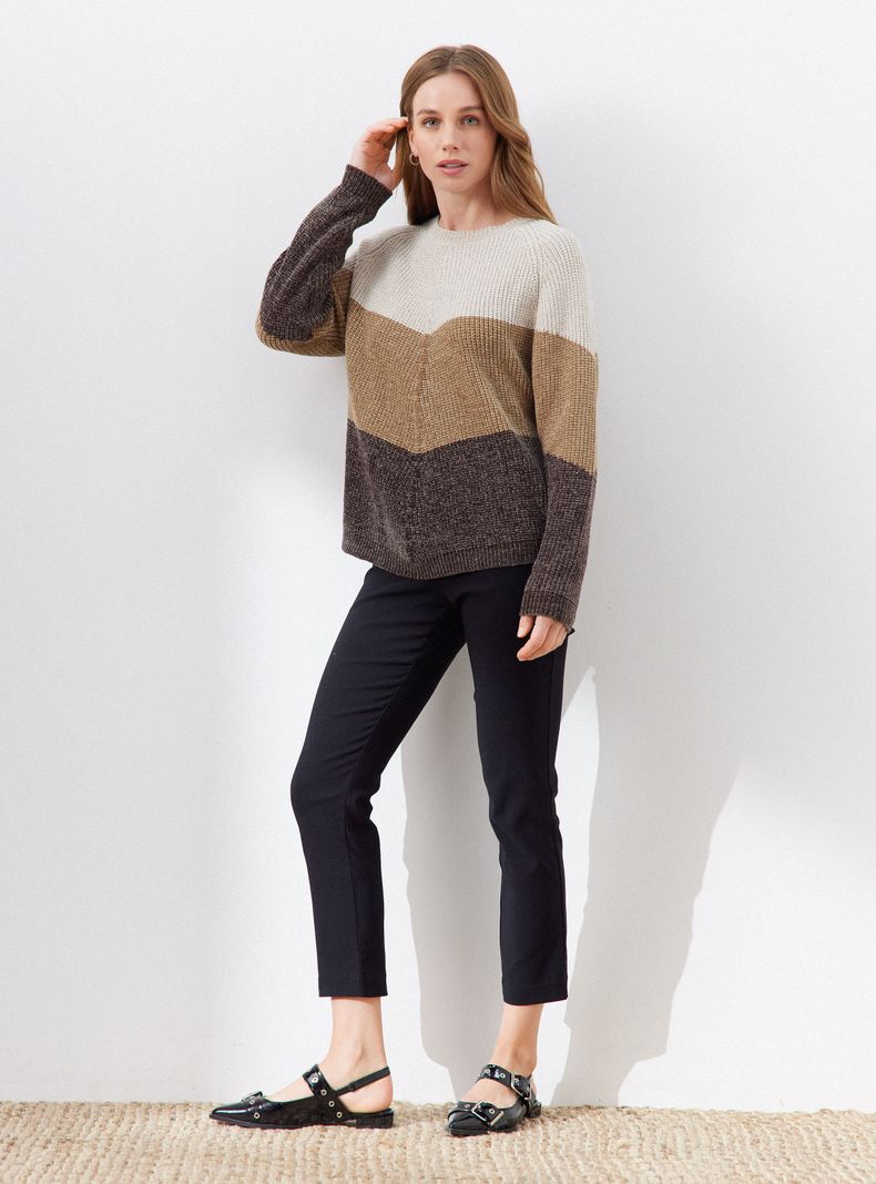 Sweater Color Block Relaxed Fit-4