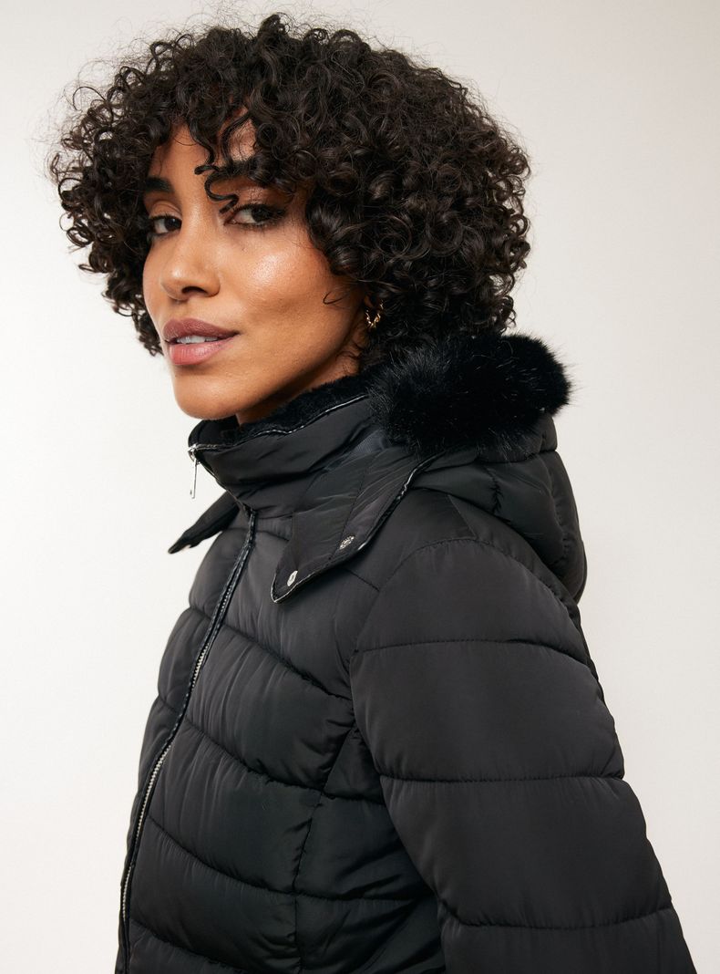 Parka Básica con Gorro Desmontable y Piel-3
