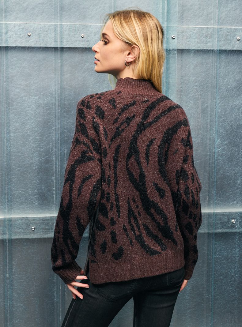 Sweater Animal Estampado Brillante-1
