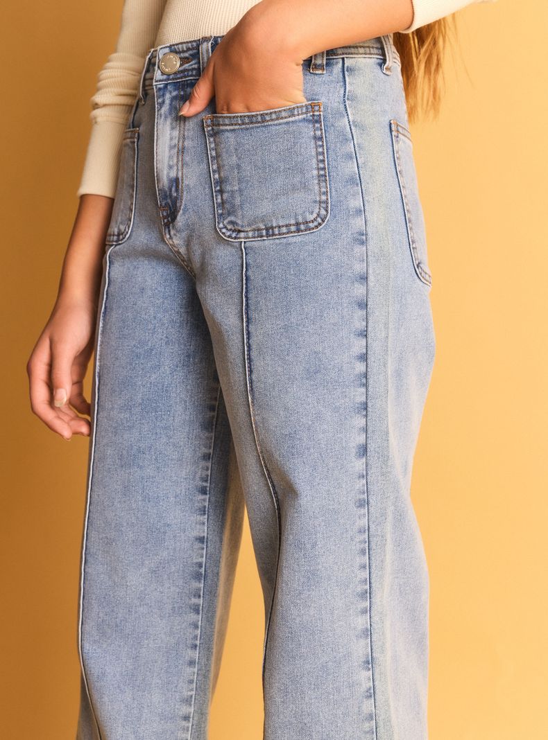 Jeans Anchos con Bolsillo Tipo Parche-4