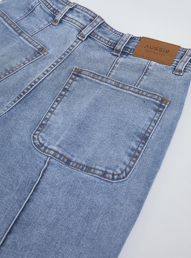 Jeans Anchos con Bolsillo Tipo Parche-1