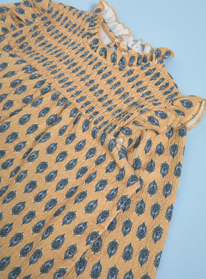 Polera Cuello Subido Estampada con Panal-4