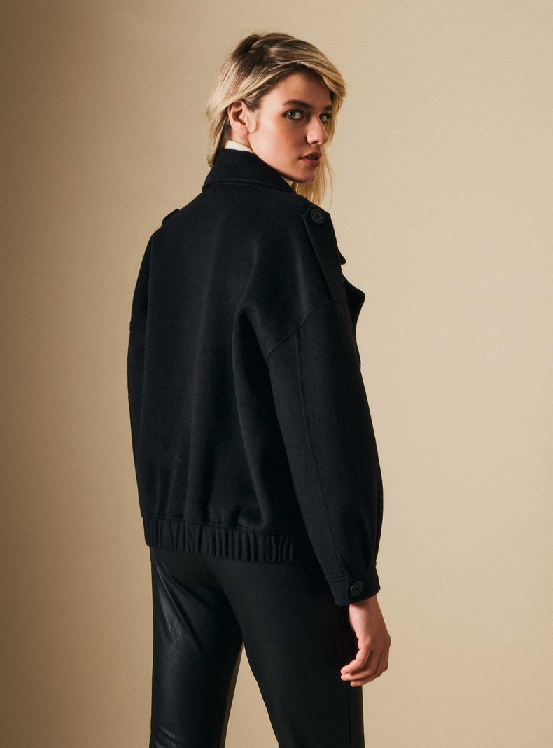 Chaqueta Trench Corto con Lana Detalle de PU-1