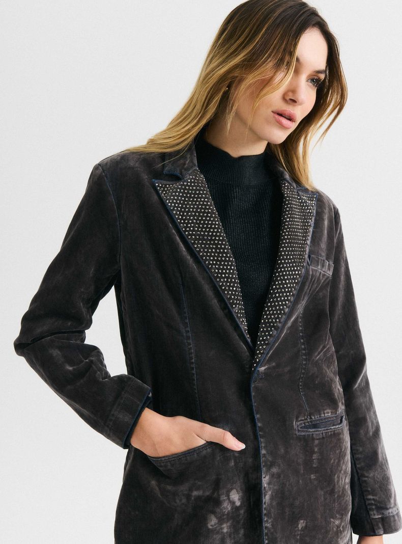 Blazer Solapas con Aplicaciones-2