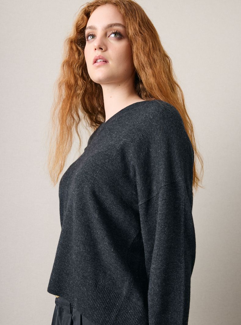Sweater Cuello en V Tejido con Lana-2