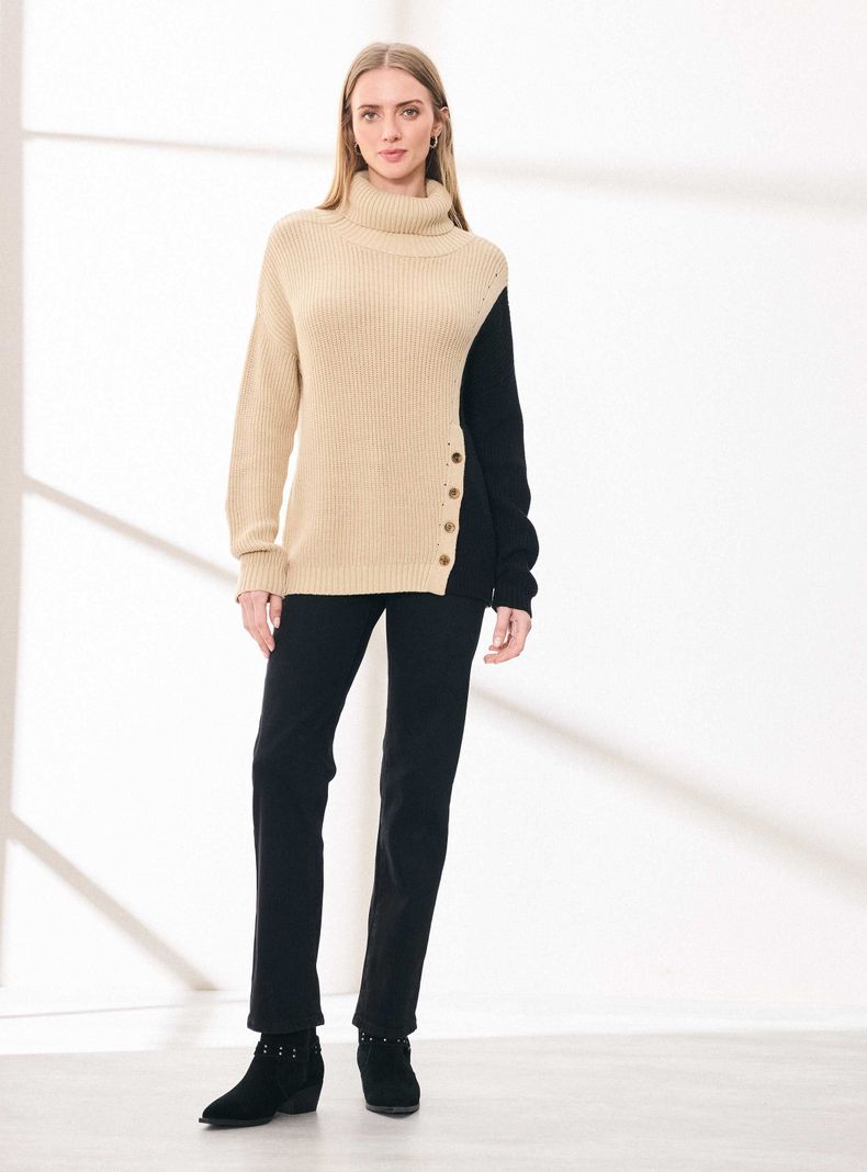 Sweater Bicolor con Botones en Corte Diagonal-4