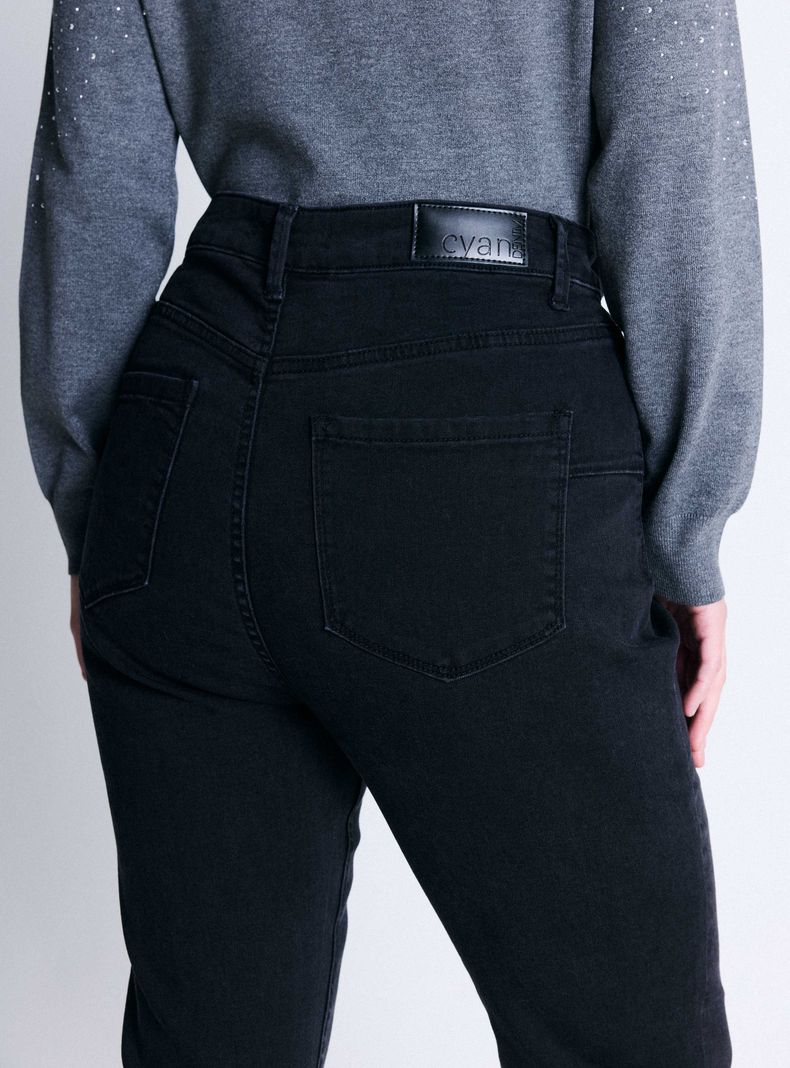 Jeans Flare con Tachas en Bolsillos Delanteros Talla Curvy-3