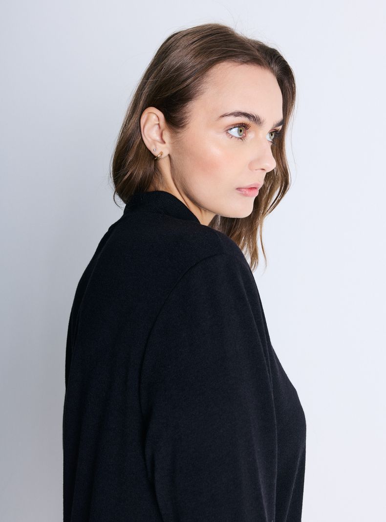 Sweater Cuello Alto Básico-2