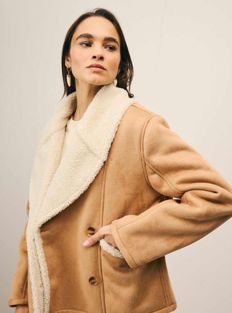 Chaqueta Agamuzada Forrada en Sherpa con Doble Abotonadura-2