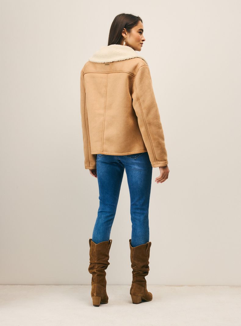 Chaqueta Agamuzada Forrada en Sherpa con Doble Abotonadura-5