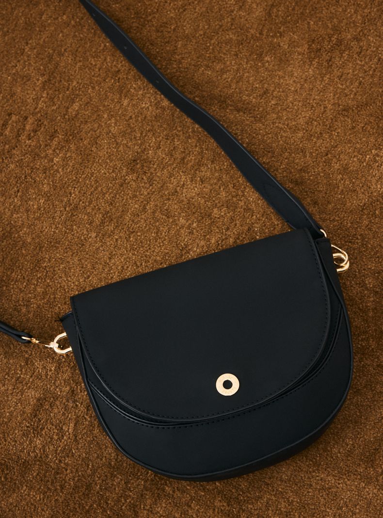 Cartera Crossbody Rígida Efecto Cuero-1