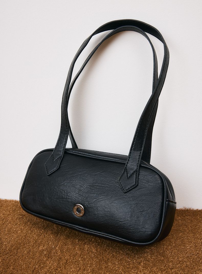 Cartera de Hombro Alargada con Hebillas-1