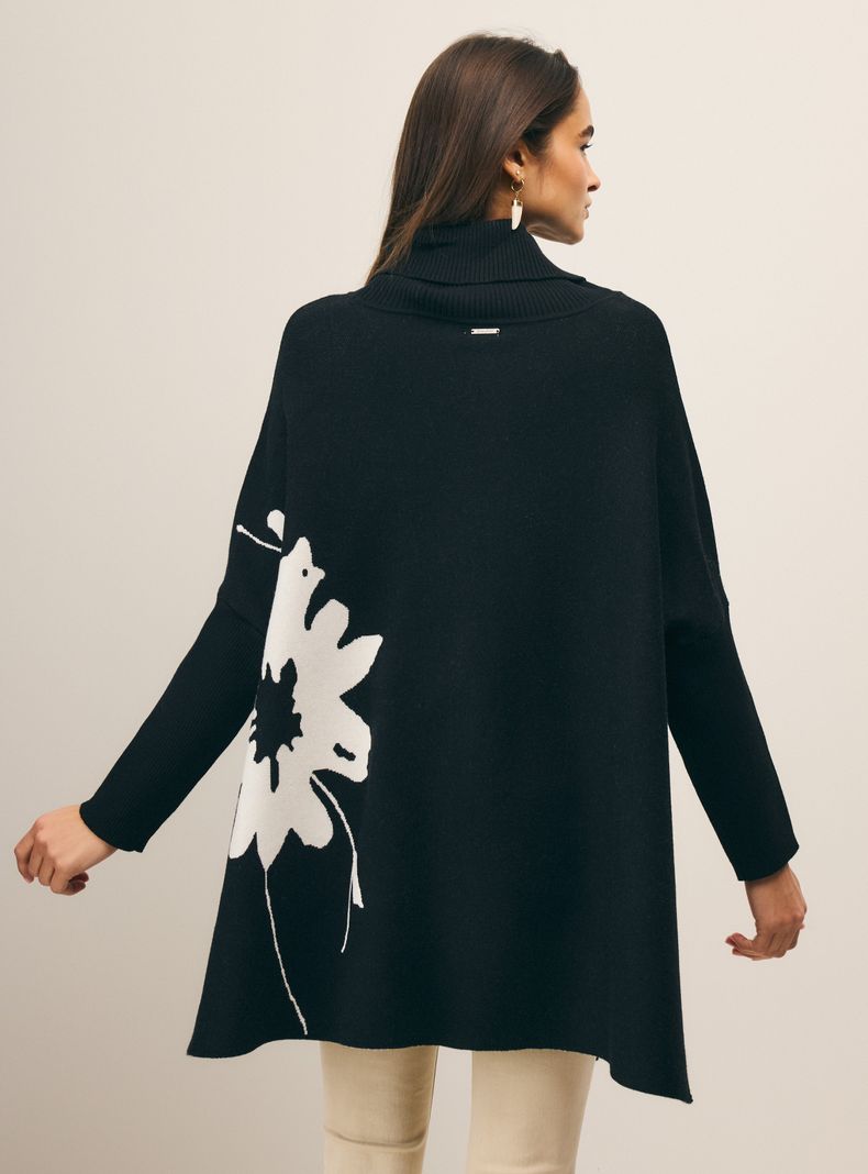 Sweater Tipo Poncho con Diseño Jacquard-1