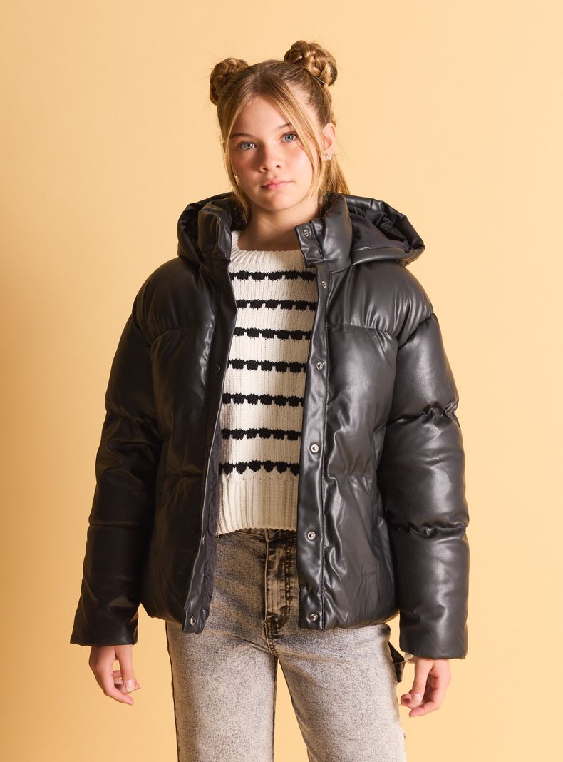 Parka Puffa con Capucha y Bolsillos-0
