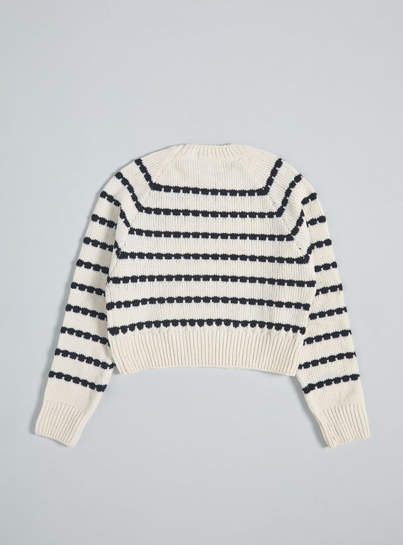 Sweater Jacquard Blanco y Negro-3