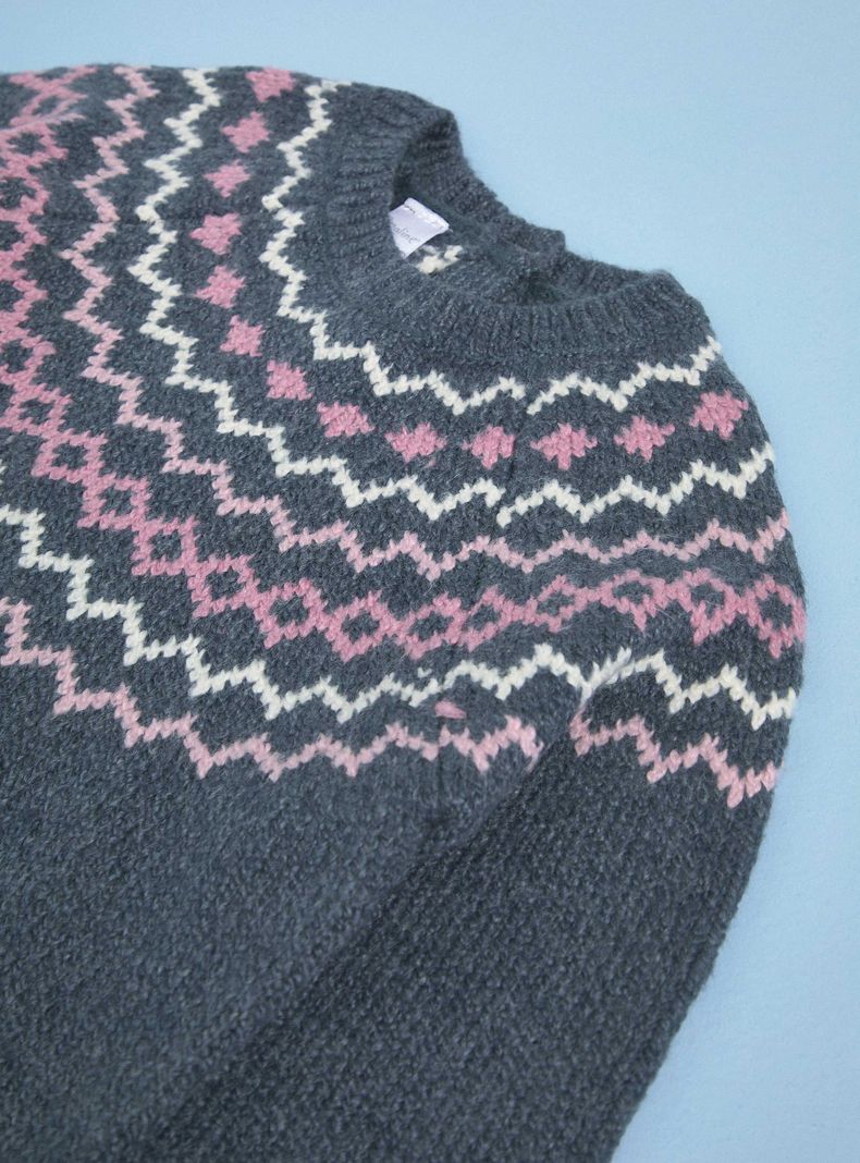 Sweater con Greca Rosadas-2