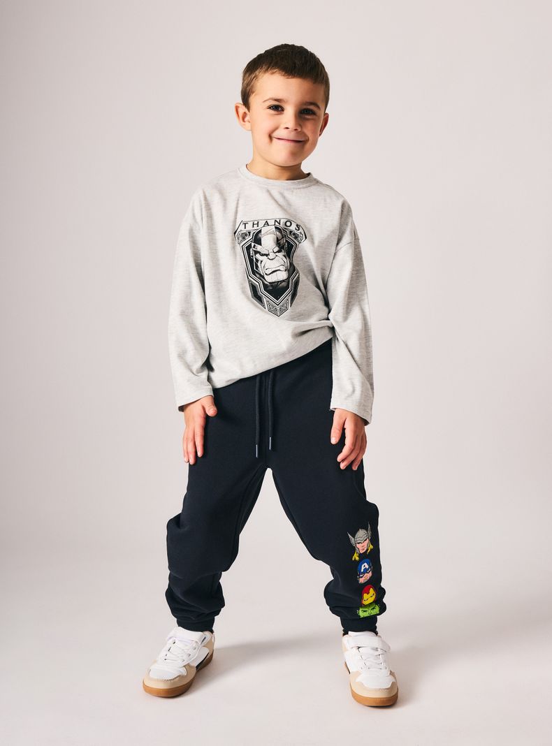 Pantalón Estampado Marvel-3