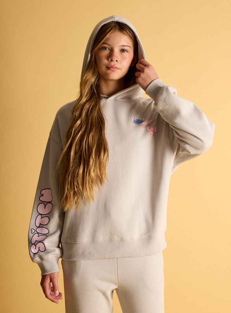 Polerón Hoodie con Focal Print en Manga y Delantero-3
