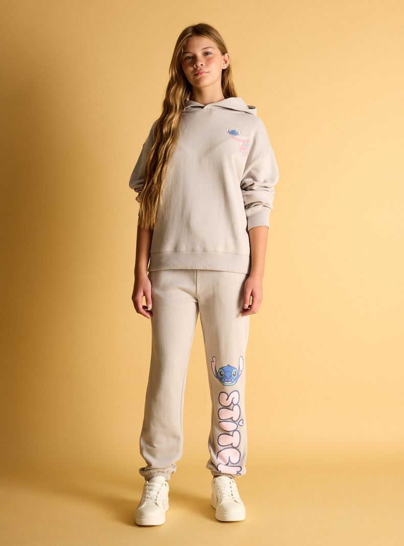 Buzo Jogger con Focal Print en Una Pierna-3