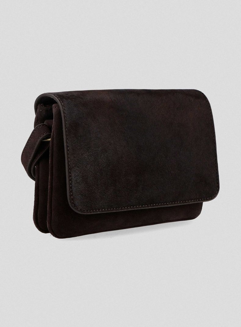 Cartera Crossbody Flap con Textura C del Pilar-1