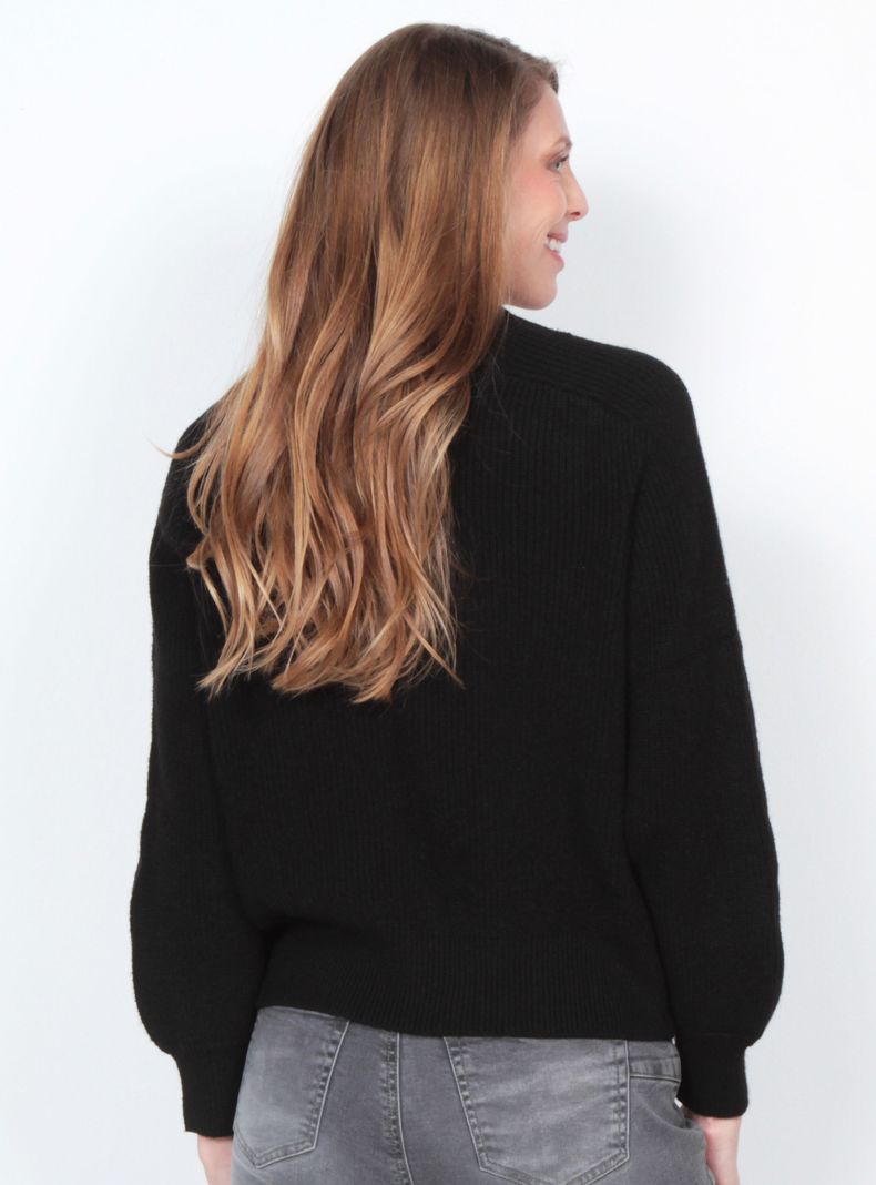 Sweater Manga Larga Diseño Regular Color-1