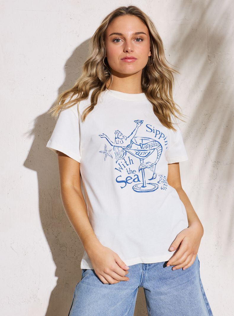 Polera con Estampado Frontal Estampado Espalda