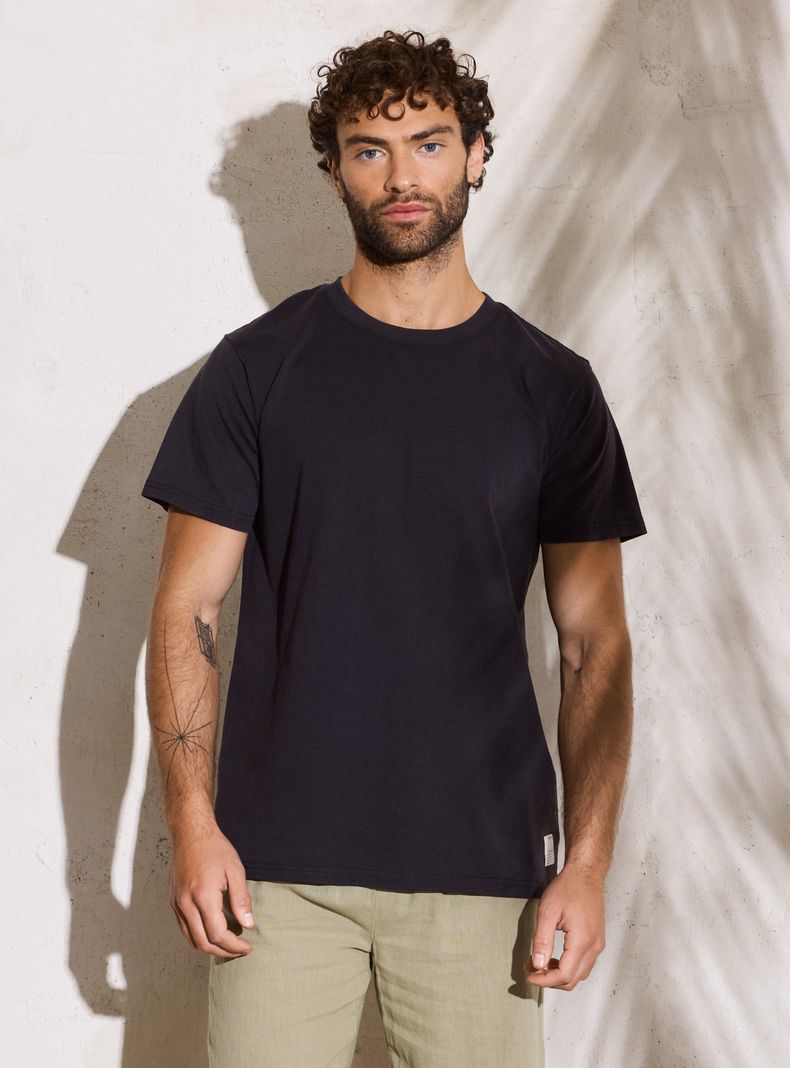 Polera Etiqueta Frontal Print Espalda