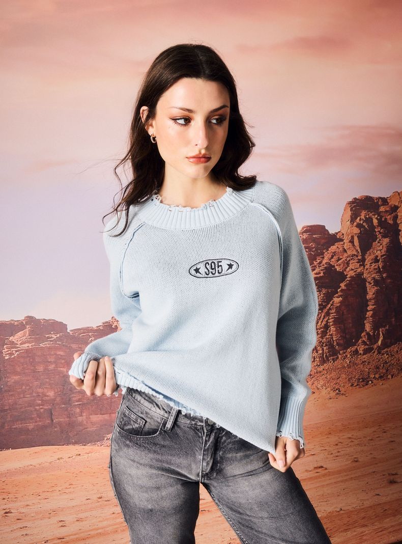 Sweater Cuello Redondo con Detalle Abajo Colección S95 Opposite