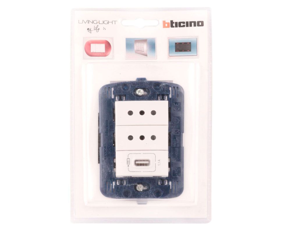 Placa semiarmada toma doble + USB blanco Bticino-2
