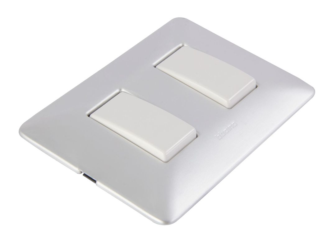 Interruptor doble 16A armado placa aluminio 250v blanco Bticino-1