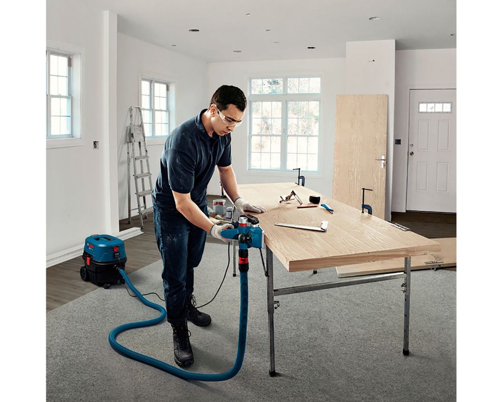 Cepillo eléctrico 700W GHO 700 Bosch-7