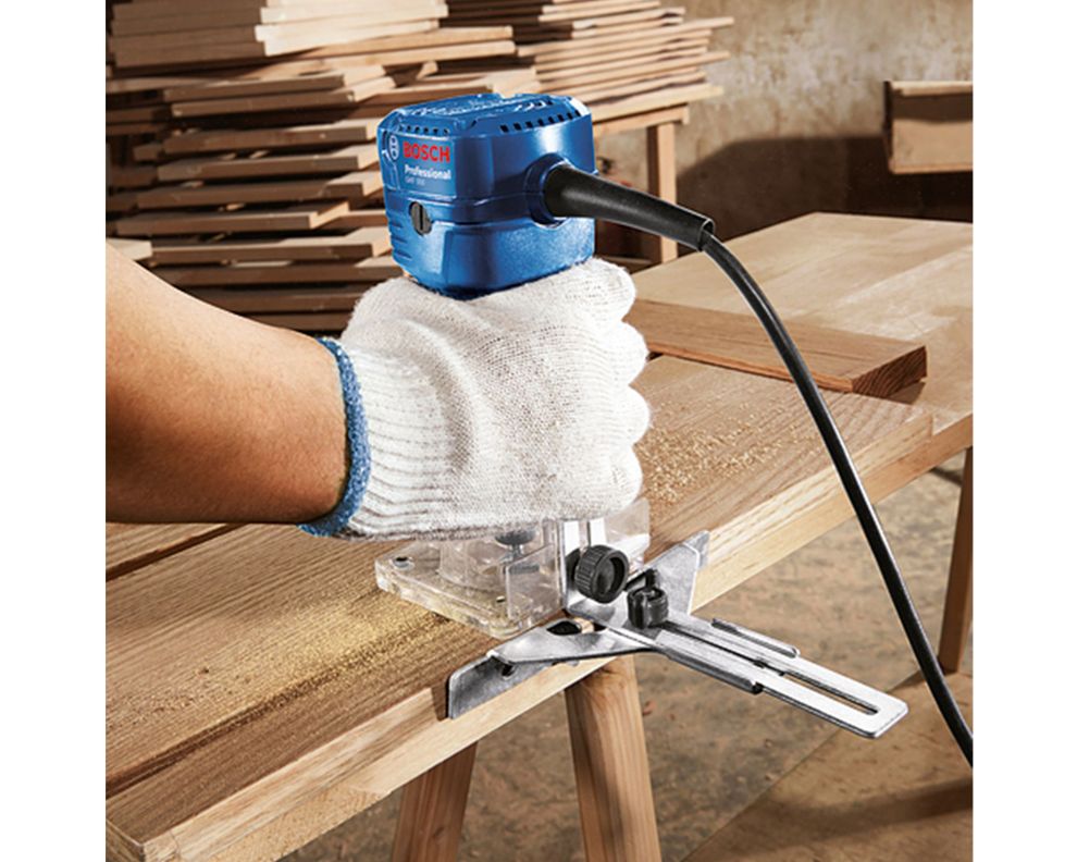 Fresadora de mano 550W GKF 550 Bosch-4