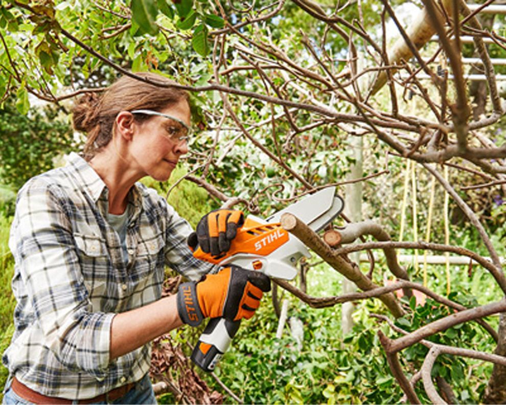 Podador inalámbrico 10,8V 10 cm GTA 26 Stihl.-2