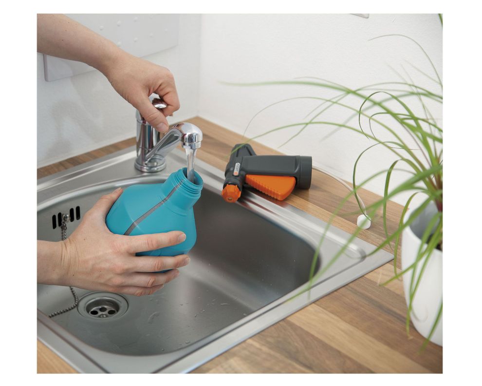 Pulverizador manual 1 litro Gardena-1