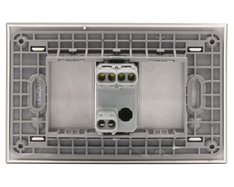 Placa armada interruptor 10A Nóbile terra Bticino-1