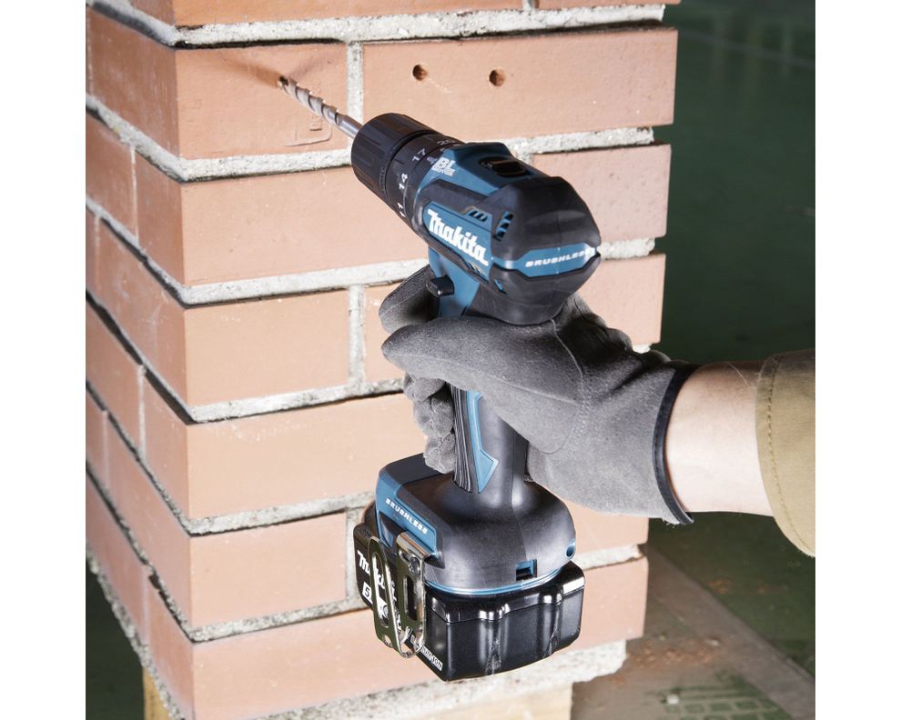 Taladro inalámbrico 13 mm 18V 1.5Ah DHP483SY Makita-1
