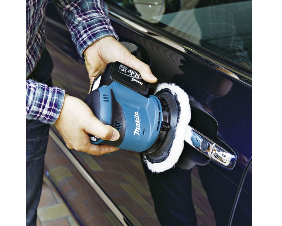 Lijadora excéntrica 125 mm 18V DBO180Z Makita-2