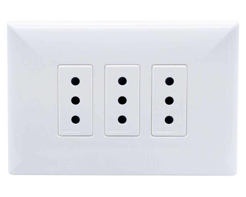 Toma corriente triple S17 10A 2500W blanco-0