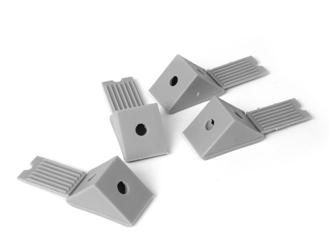 Escuadra triangular bolsa 4 unidades gris Dvp-1