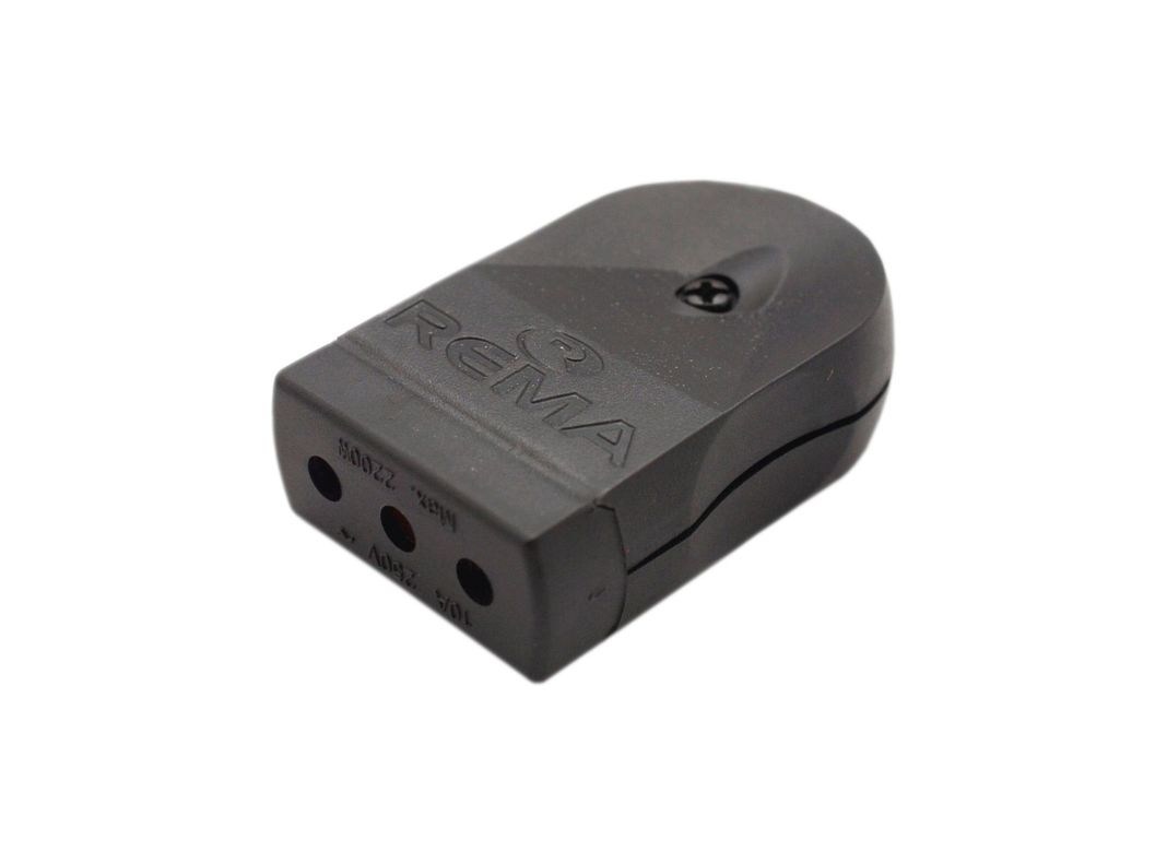 Enchufe hembra volante 10 a 250 v Rema-1